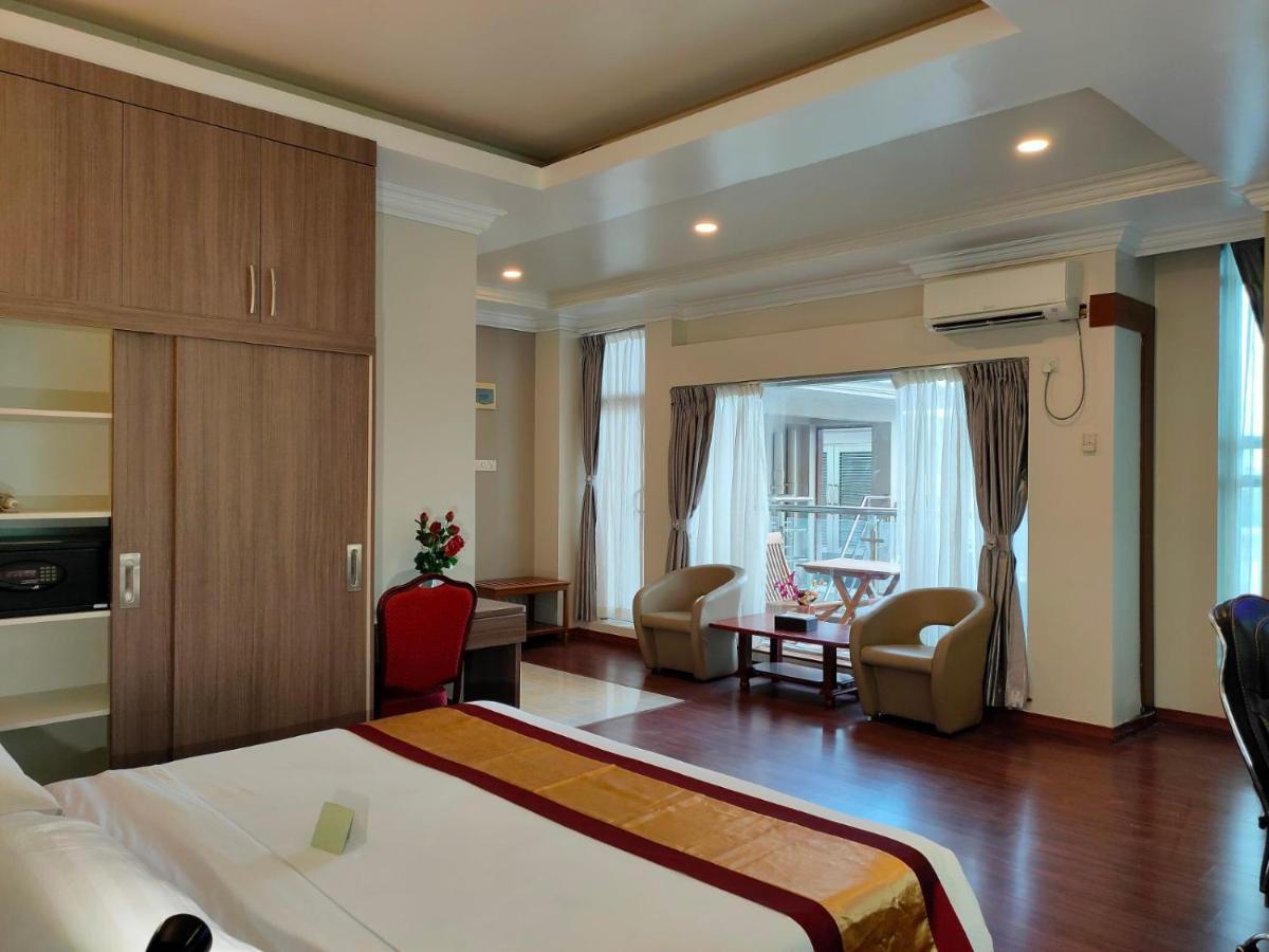 Hotel Grand United - Ahlone Branch Янгон Екстериор снимка