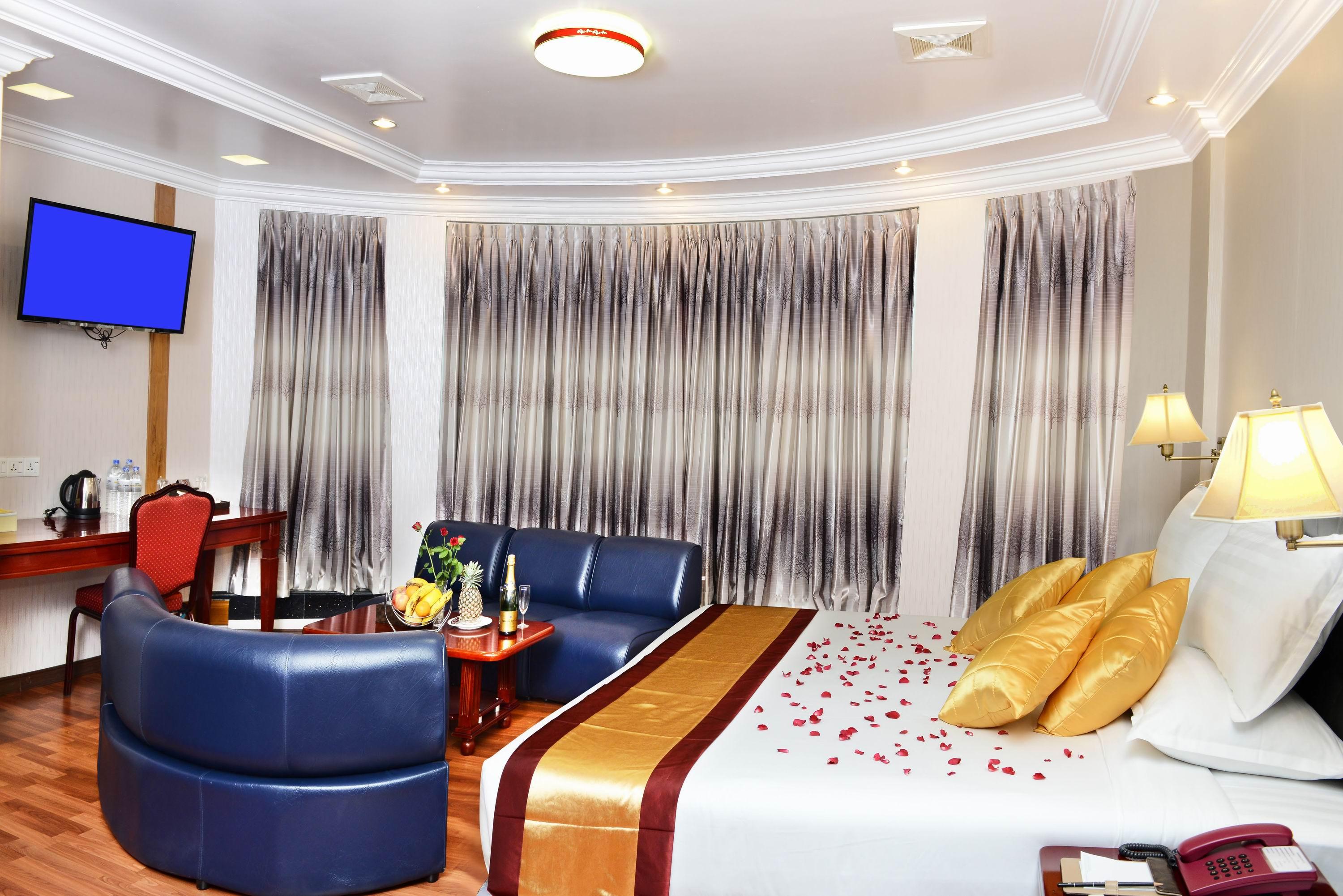 Hotel Grand United - Ahlone Branch Янгон Екстериор снимка
