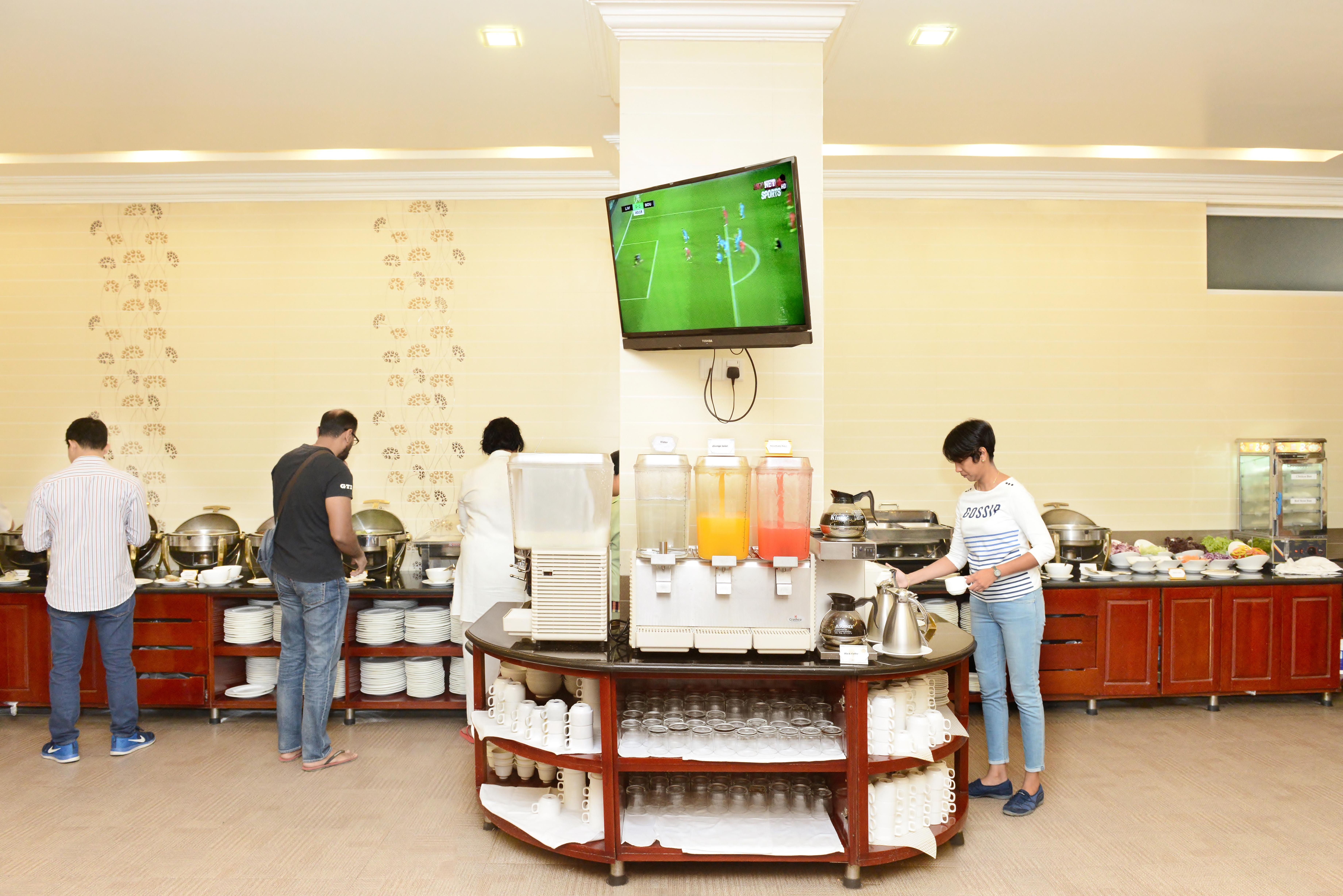 Hotel Grand United - Ahlone Branch Янгон Екстериор снимка