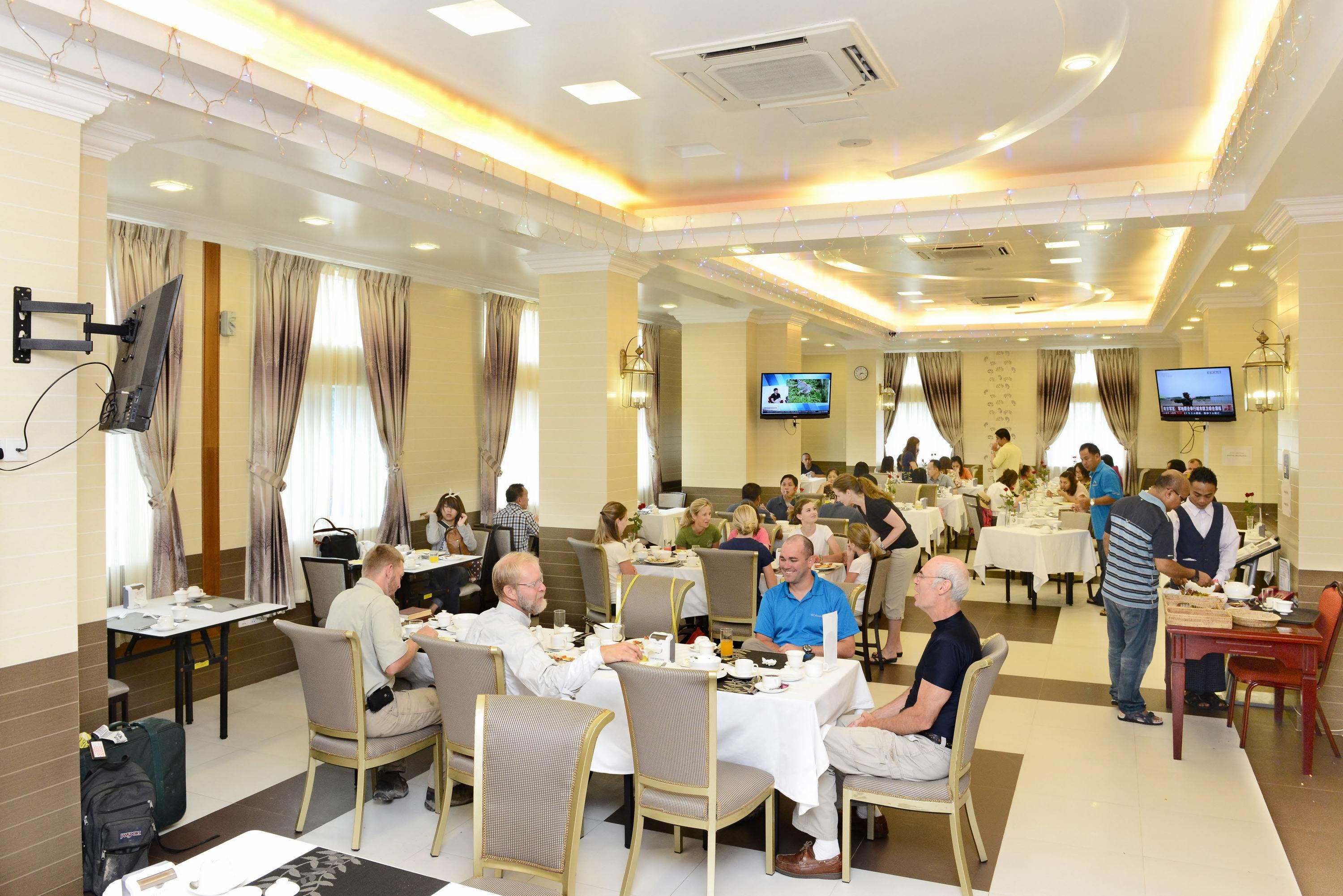 Hotel Grand United - Ahlone Branch Янгон Екстериор снимка