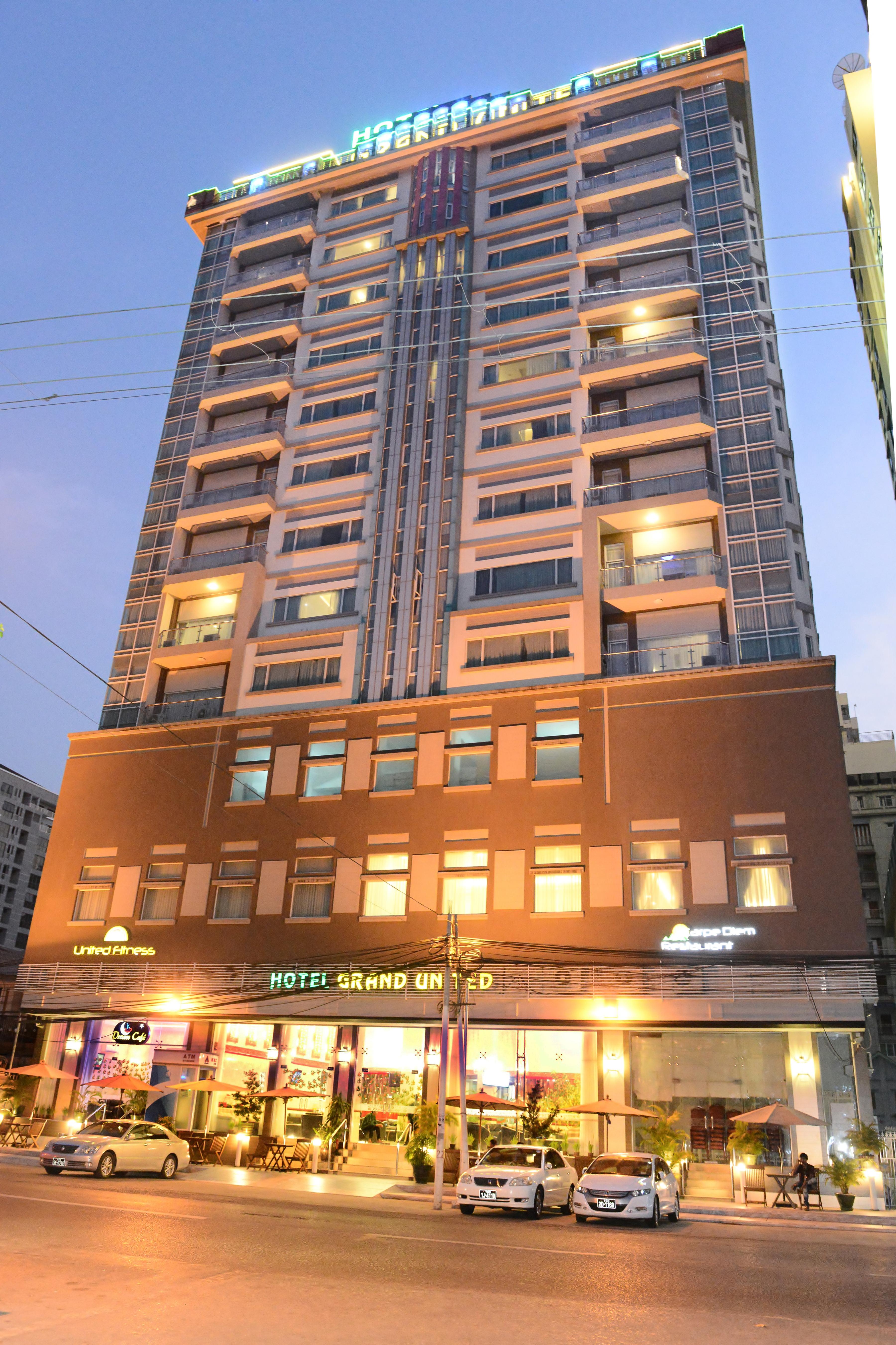 Hotel Grand United - Ahlone Branch Янгон Екстериор снимка